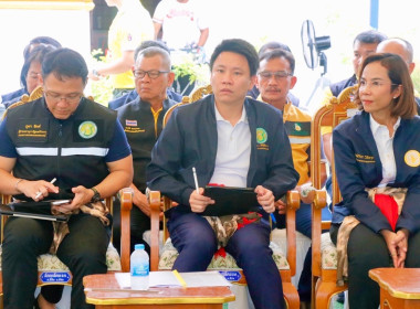 ลงพื้นที่ตรวจราชการเพื่อแก้ไขปัญหาความเดือดร้อนของเกษตรกรด้านแหล่งน้ำ ในพื้นที่จังหวัดนครศรีธรรมราช โดยมี นายประวัติ แดงบรรจง รองอธิบดีกรมส่งเสริมสหกรณ์ และผู้บริหารหน่วยงานสังกัดกระทรวงเกษตรและสหกรณ์ ร่วมลงพื้นที่ ณ โรงเรียนบ้านน้ำร้อน ตำบลสี่ขีด อำเภอส ... พารามิเตอร์รูปภาพ 28